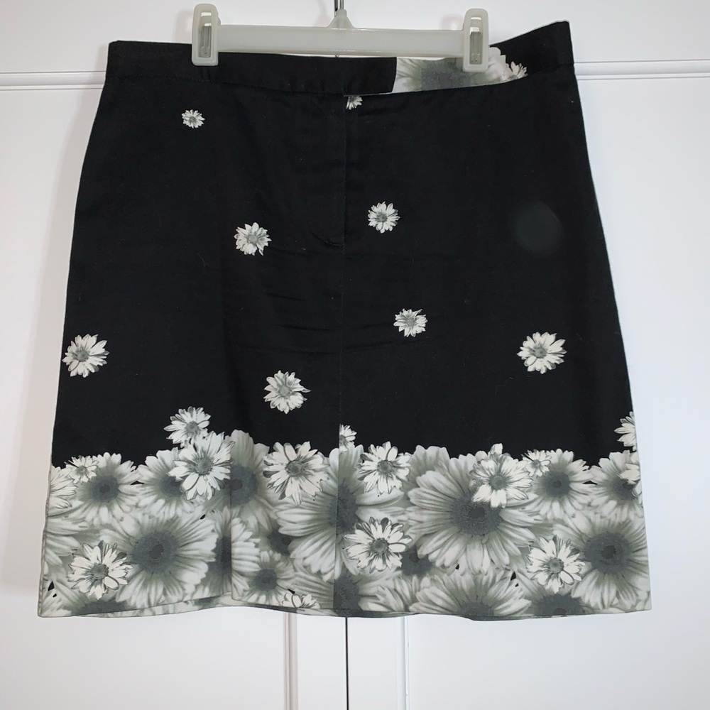 Supply & Demand Skirt